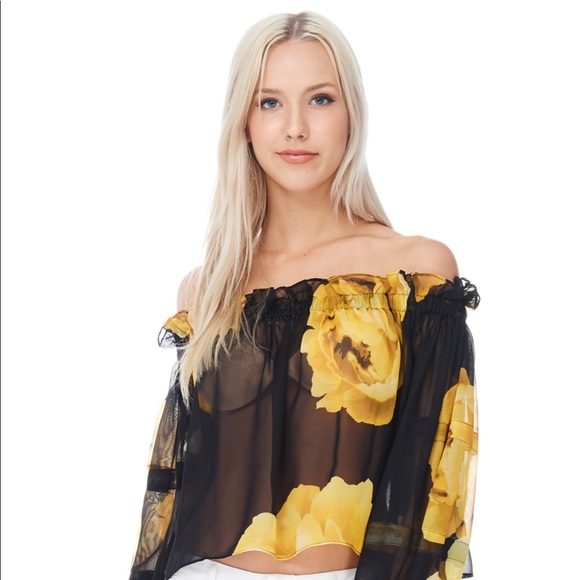 Women’s Chiffon Blouse - Picture 4 of 6